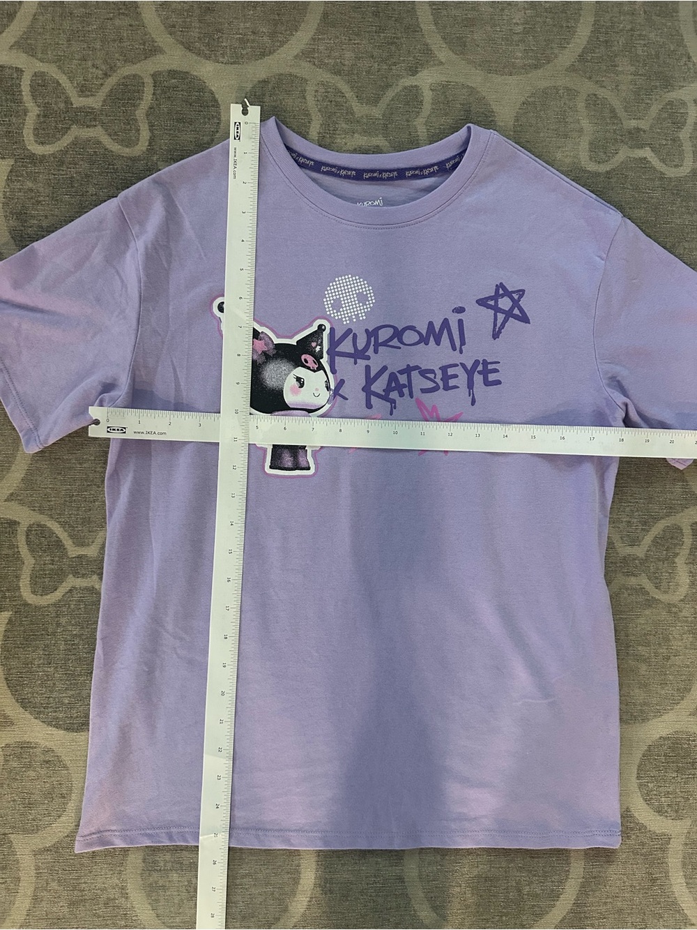 Katseye Kuromi collection purple short sleeve graphic tee - Picture 4 of 5